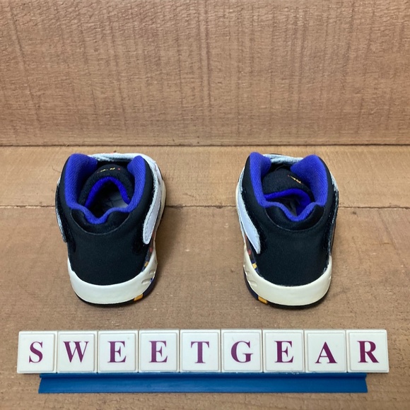 Air Jordan Retro 8 TD 'Three-Peat' - Picture 7 of 16